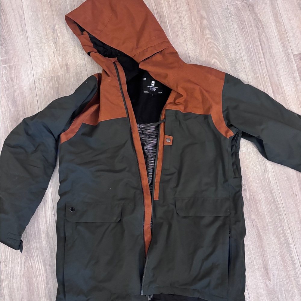 Ride Snowboard Two-Tone Hooded Shell Jacket - Olive & Rust